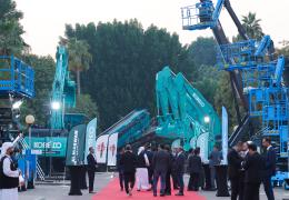 During the event, Al Marwan unveiled their newest fleet additions, demonstrating the latest technological innovations in construction, quarrying, and lifting equipment