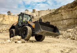 The new 421G wheel loader from CASE