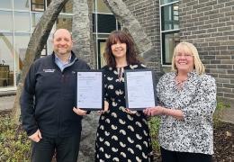 Presentation of certificates to Scott McDonald and Shona Syme