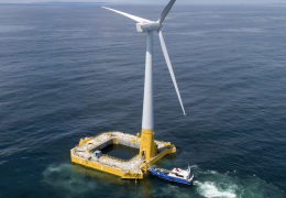 Offshore wind turbine with floating concrete foundation
