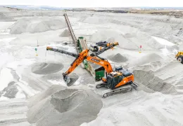 The trial took place at Holcim UK’s Lee Moor sand and gravel quarry, near Plymouth, and involved a 23-tonne Develon crawler excavator fitted with autonomous technology from Gravis Robotics