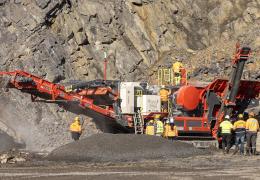 Sandvik’s 2025 Autumn roadshow in Finland offered aggregate industry operators an opportunity to witness the UJ443E first-hand in real-life conditions