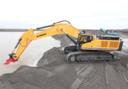 Hyundai HX900L excavator