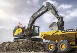 Volvo EC350E Hybrid excavator