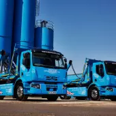 Ashcourt Group’s new Renault E-Tech D Wide skiploaders