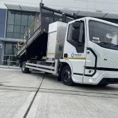 Tevva’s 7.5-tonne battery-electric truck, which offers up to 140 miles (227km) from its 105kWh battery on a single charge, is on trial with Tarmac for a period of eight weeks