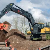 True Group’s new Hyundai HX300AL crawler excavator at work 