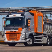 Qualitech Environmental Services have taken delivery of two new Volvo FM Globetrotter 8x4 Tridem rigids, equipped with ADR-certified Disab vacuum tanker bodies 