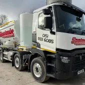 Spotmix’s new custom-built volumetric screed unit manufactured by Bay-Lynx