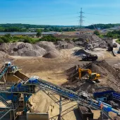 Last year Thames Materials recycled 340,000 tonnes of CDM for sale into the secondary aggregates market using state-of-the-art processing and wash plant equipment