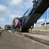 Wirtgen W 220 Fi milling machine